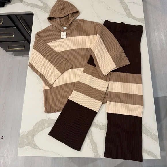 Free People Beach NWT Kami Hooded Sweater Set Womens Small Brown/Cream Oversized - Picture 4 of 15